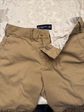 Abercrombie & Fitch Men's Khaki/Tan Chino Shorts